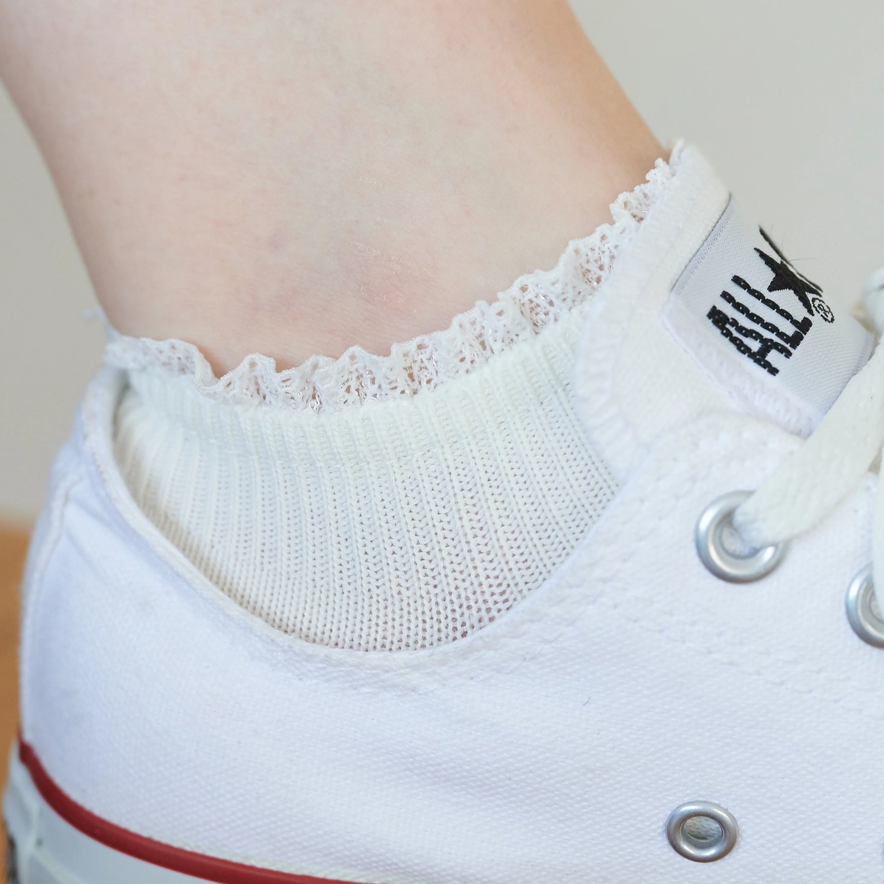 011120134 White Frill Rib Trainer Socks - Image 12