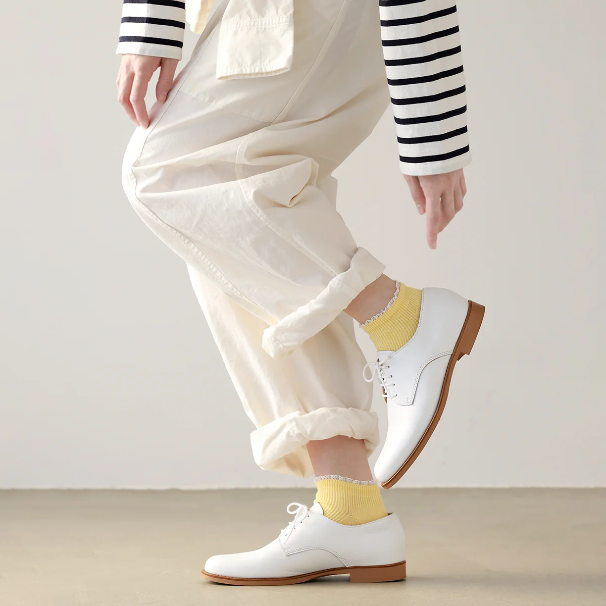 011120134 White Frill Rib Trainer Socks - Image 27