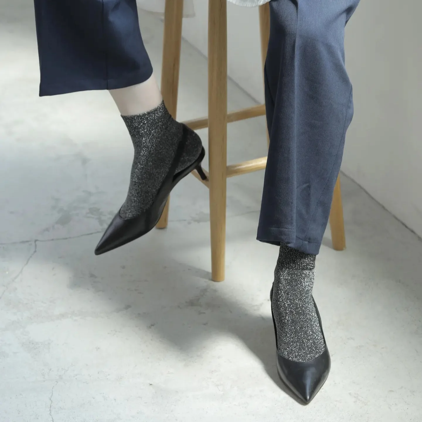 011132682 Sparkly Ankle Socks S - Image 3