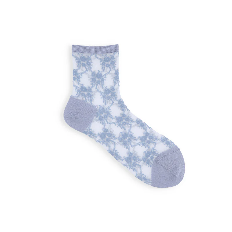 011132969 Fantasy Floral Sheer Ankle Socks - Image 10