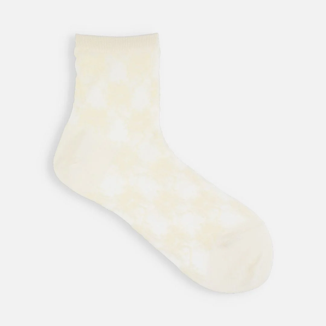 011132969 Fantasy Floral Sheer Ankle Socks - Image 3