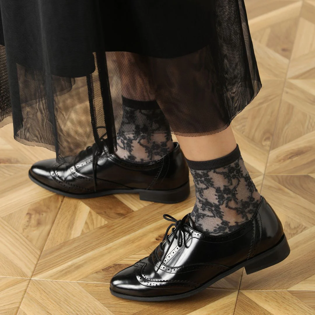 011132969 Fantasy Floral Sheer Ankle Socks - Image 7