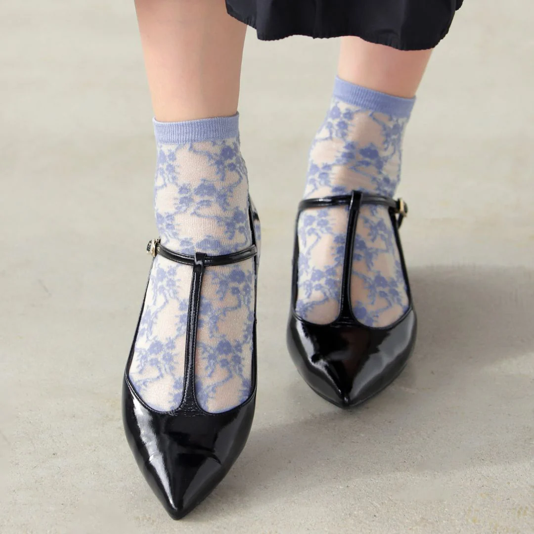011132969 Fantasy Floral Sheer Ankle Socks - Image 9