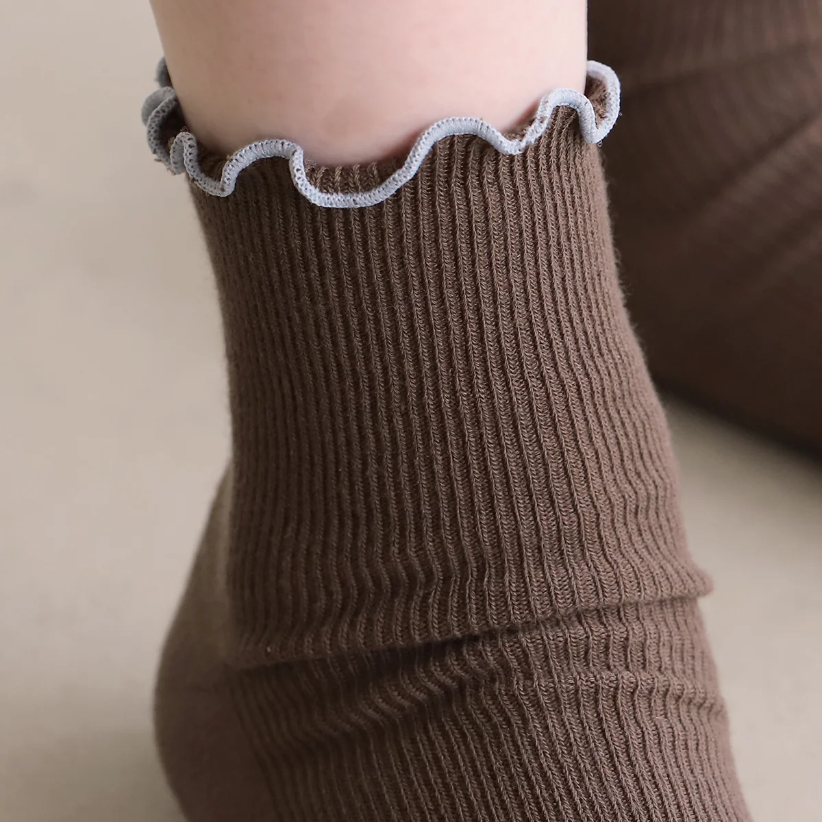 011132970 Top Merrow Fine Ribbed Low Crew Socks S - Image 7