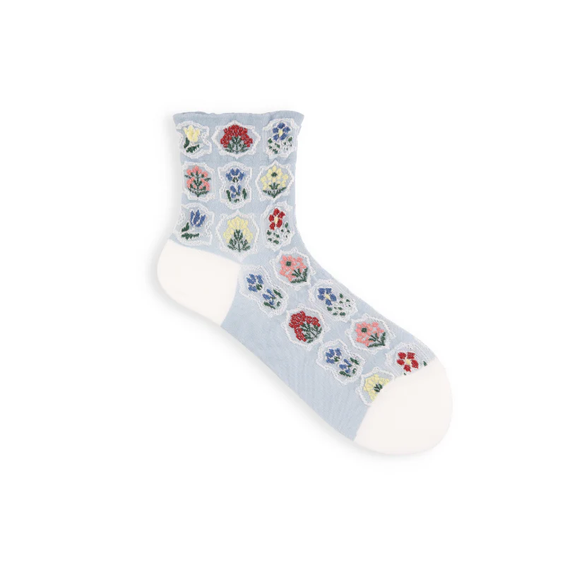 011133058 Float Seal Stamp Low Crew Socks - Image 6