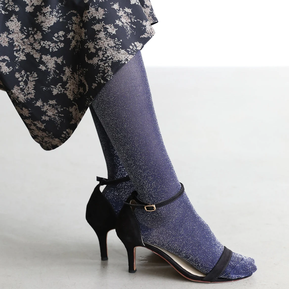 011170126 Fine Sparkling Knee High Pop Socks - Image 8