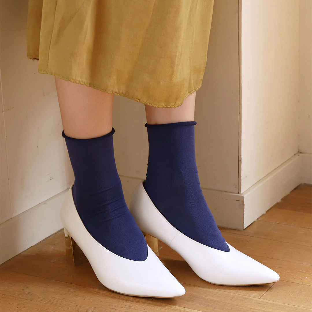 021131755 Fine Roll Top Low Crew Socks - Image 32