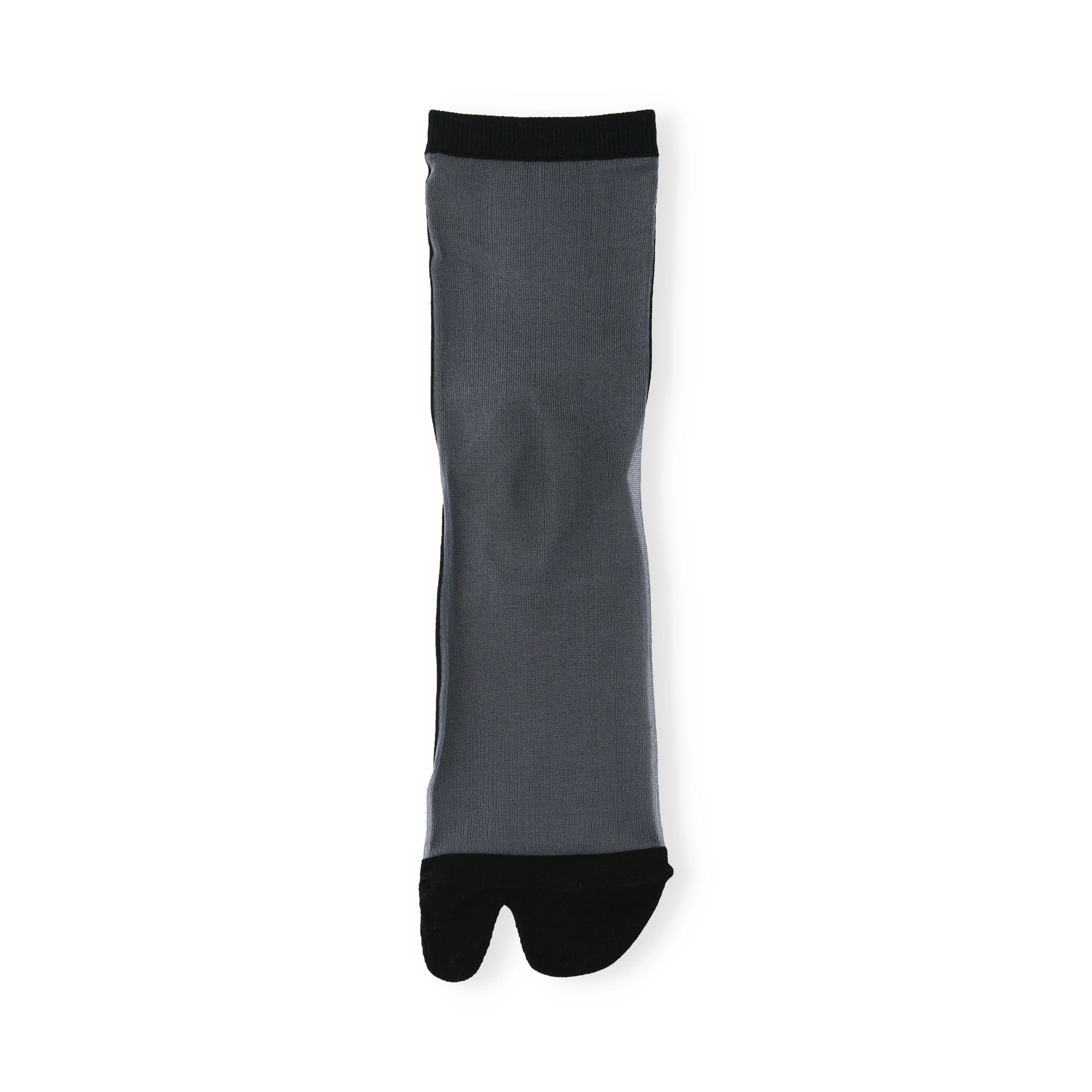 021131881 Sheer Bicolor Tabi Low Crew Socks S - Image 3
