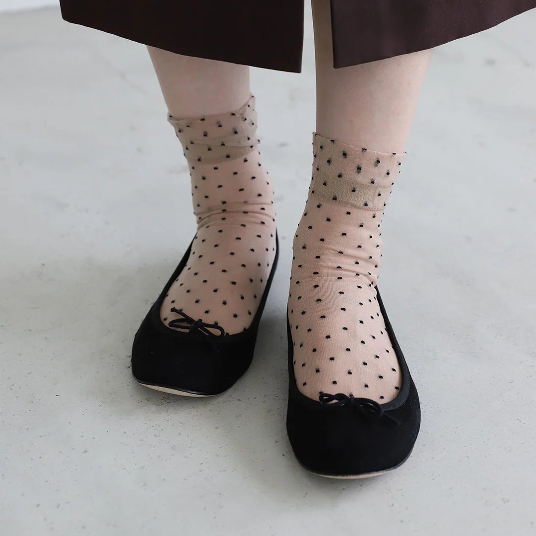 021131981 Sheer Fine Dots Low Crew Socks S - Image 17