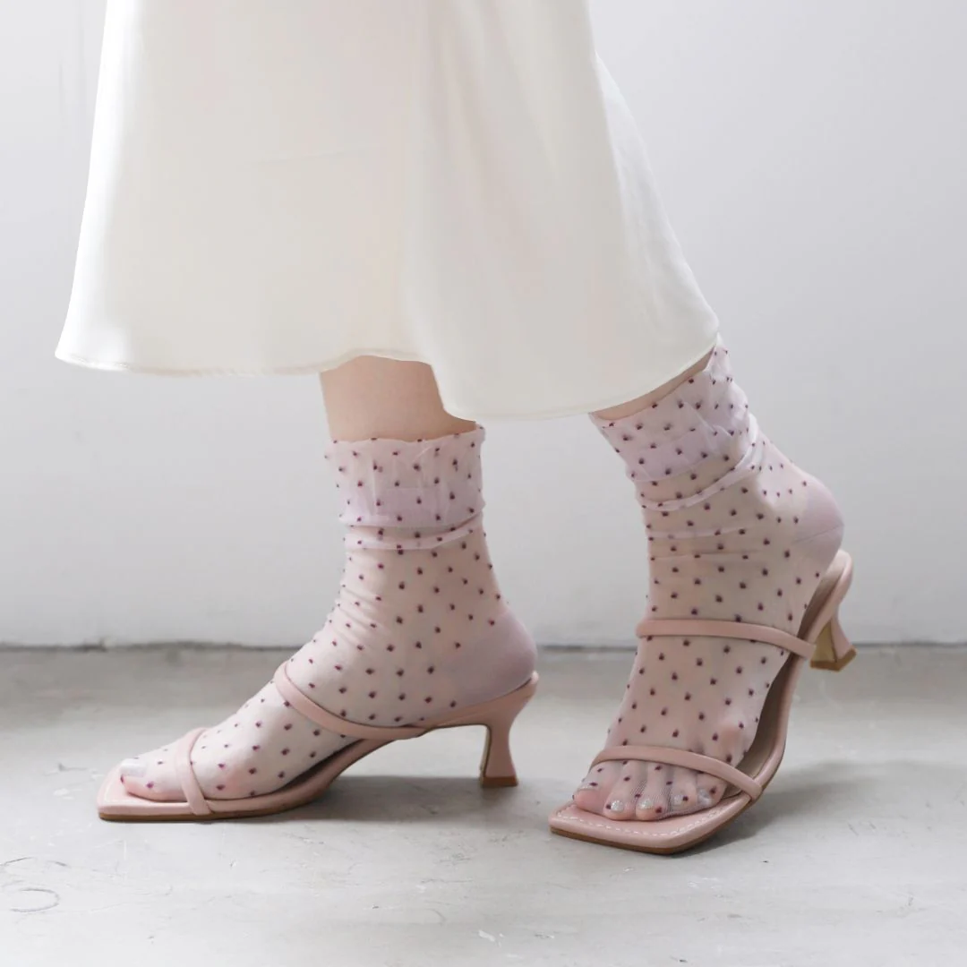 021131981 Sheer Fine Dots Low Crew Socks S - Image 3