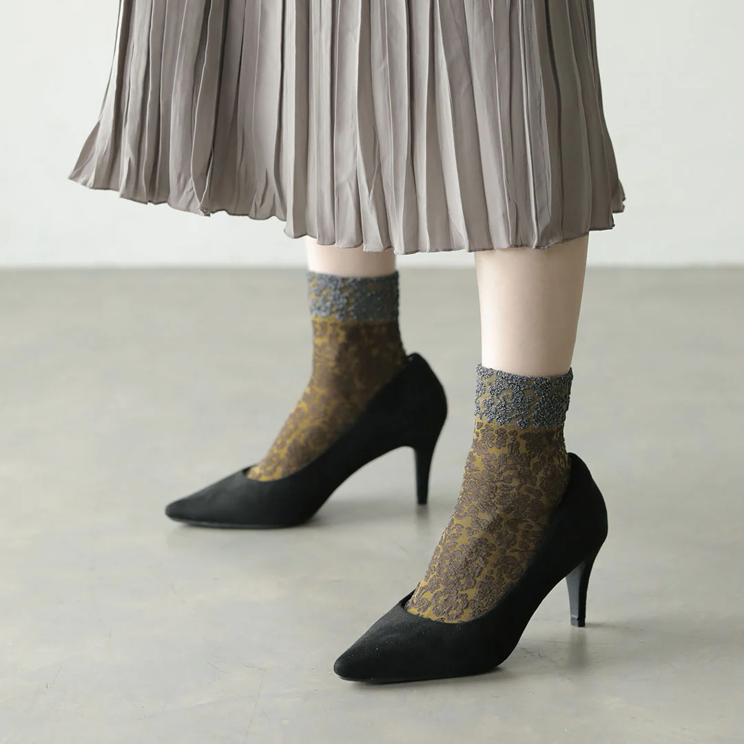 021132199 Two-Tone Float Low Crew Socks - Image 26