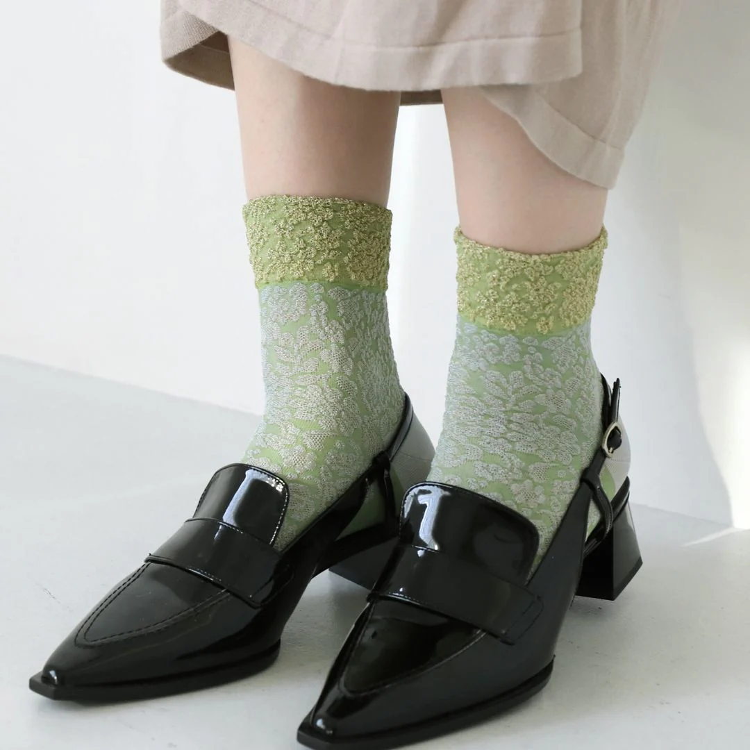 021132199 Two-Tone Float Low Crew Socks - Image 9